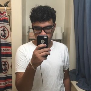 Meet your Posher, Carlos